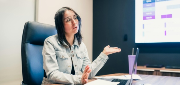 A/R Management Strategies to Overcome Cash Flow Challenges in Seasonal Businesses